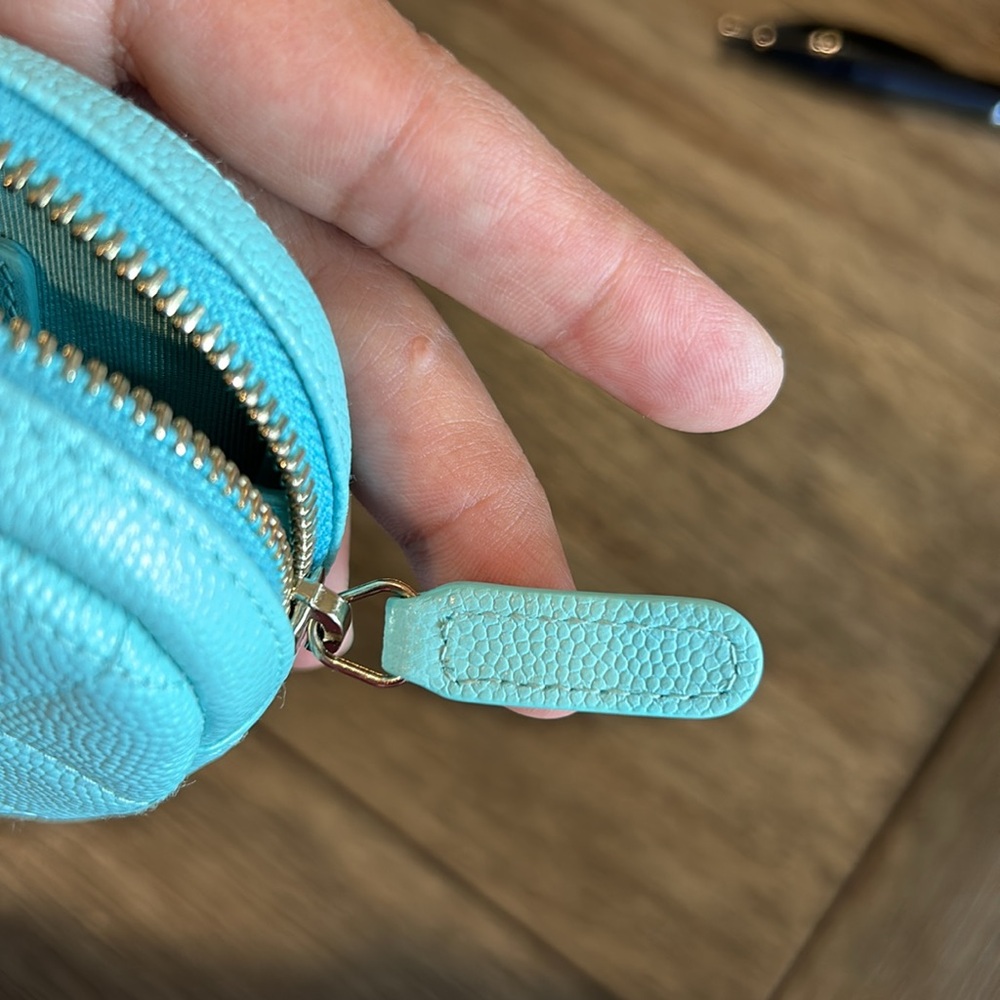CHANEL Caviar Quilted Zip Around Classic O Coin Purse Tiffany Blue Rare Edition - Picture 7 of 13